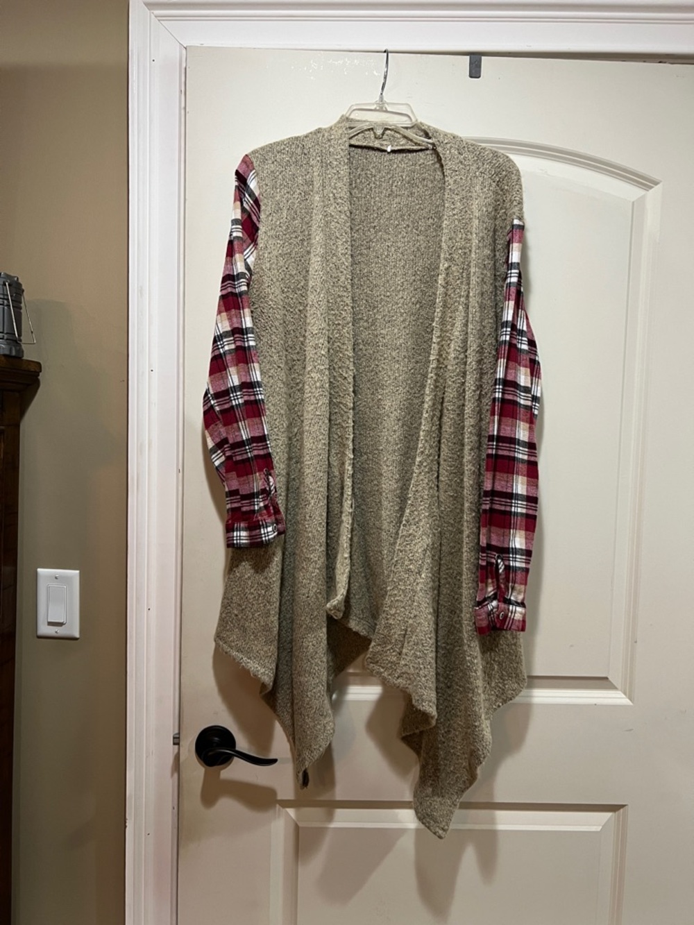 Beige Open-Front Knit Cardigan with Red Plaid Sleeves